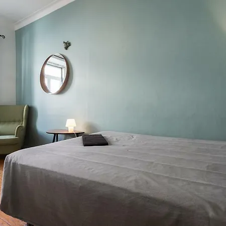 Chiado Bairro Alto, Bright And Newly Renovated 3 Bedroom Apartment, Historical Center * Lisbon
