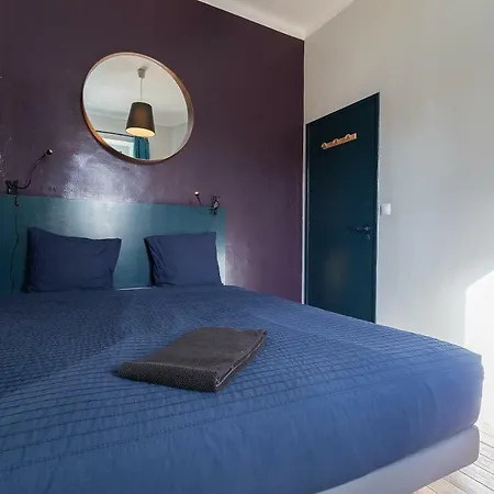 Chiado Bairro Alto, Bright And Newly Renovated 3 Bedroom Apartment, Historical Center Apartment