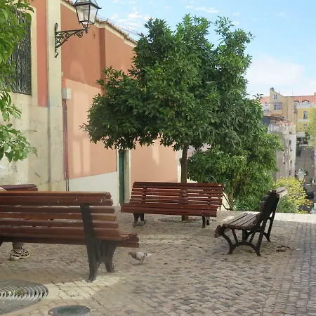 Apartment Chiado Bairro Alto, Bright And Newly Renovated 3 Bedroom Apartment, Historical Center
