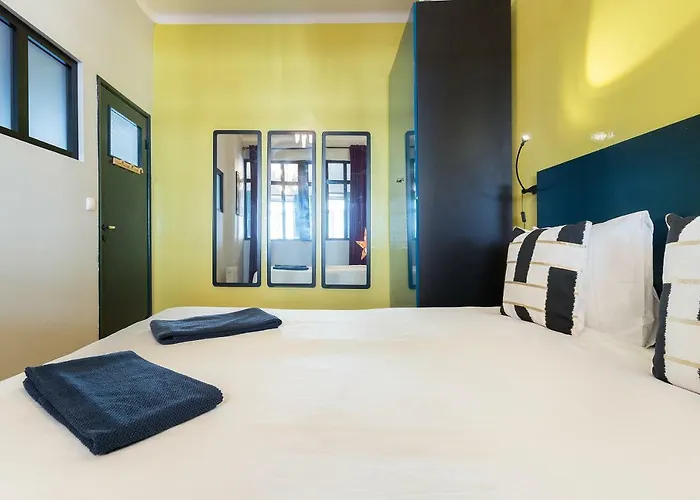 Lägenhet Chiado Bairro Alto, Bright And Newly Renovated 3 Bedroom Apartment, Historical Center Lisboa