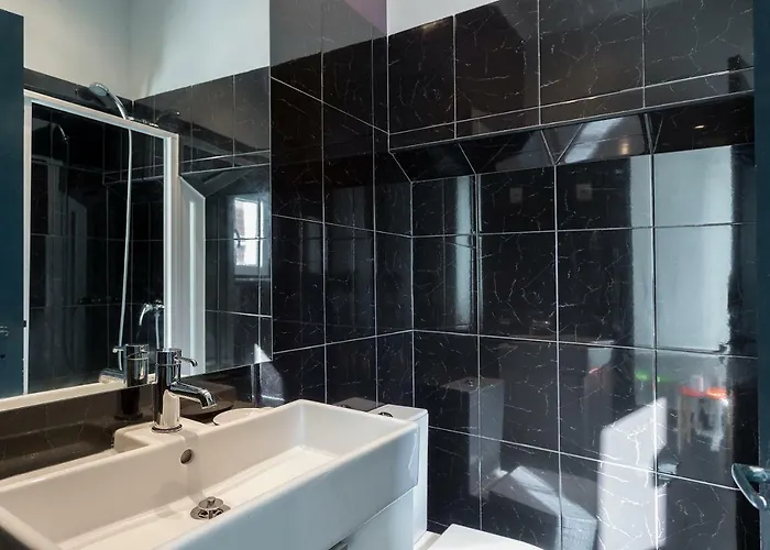 Chiado Bairro Alto, Bright And Newly Renovated 3 Bedroom Apartment, Historical Center Lägenhet Lisboa