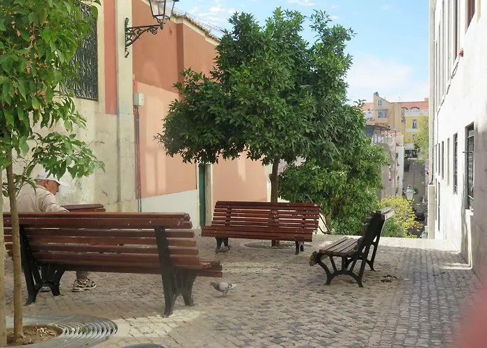 Lägenhet Chiado Bairro Alto, Bright And Newly Renovated 3 Bedroom Apartment, Historical Center