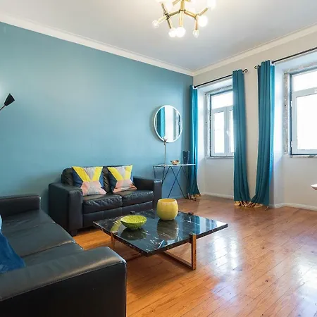 Chiado Bairro Alto, Bright And Newly Renovated 3 Bedroom Apartment, Historical Center Appartamento *